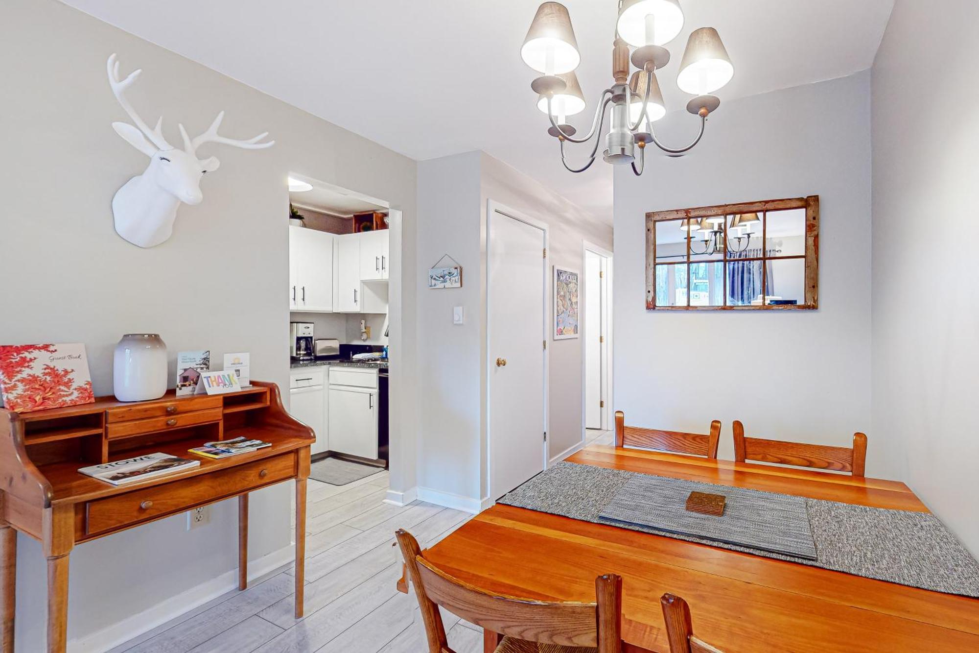 Mountain Breeze Getaway Condos 沃伦 客房 照片